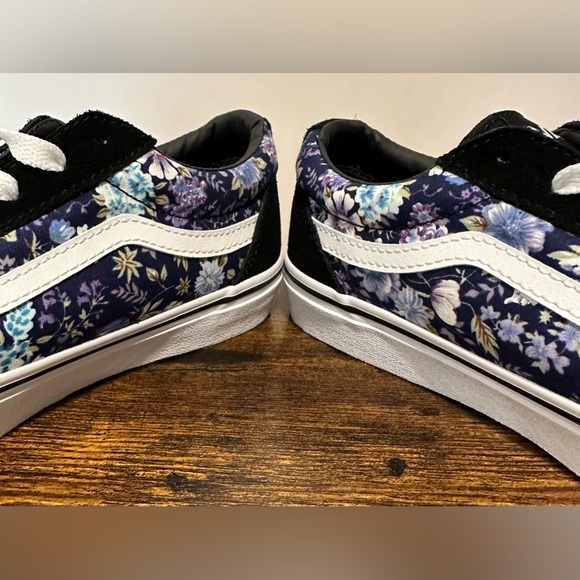 Vans Little/Big Girls Moody Floral Purple/Black Sneakers NWT Various Sizes - Picture 6 of 7